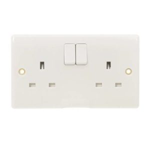 BG NEXUS 2G SP SWITCHED SOCKET
