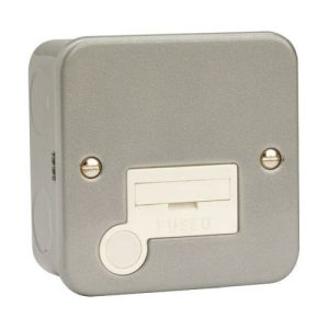 CLICK ESSENTIALS METAL CLAD 13A FUSED SPUR FLEX OUTLET