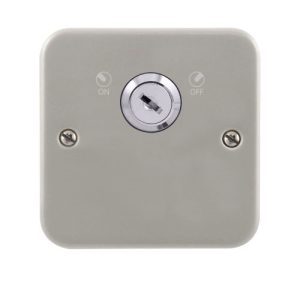 CLICK ESSENTIALS METAL CLAD 20A DP LOCKABLE SWITCH CL
