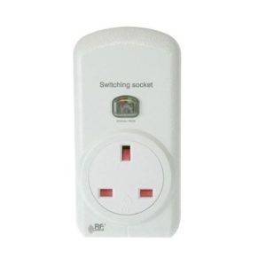CLICK RF PLUG-IN SWITCHING SOCKET
