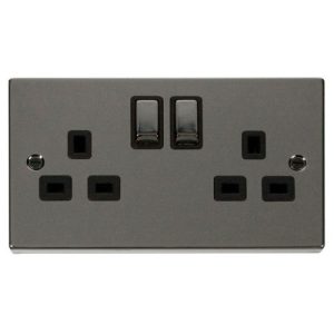 CLICK DECO VICTORIAN BLACK NICKEL 13A 2G INGOT SW SOCKET OUTLET
