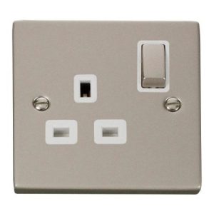 CLICK DECO VICTORIAN PEARL NICKEL INGOT 1-GANG 13A DP SWITCH SOCKET