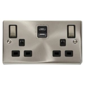 CLICK DECO VICTORIAN SATIN CHROME 2G 13A SW SOCKET 4.2A A&C USB INGOT VP BLACK