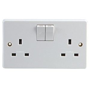 CRABTREE 2G SWITCHED SOCKETS