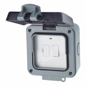 DELIGO IP66 SWITCHED FUSED SPUR+NEON