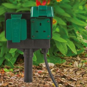 2-G 3M IP44 OUTDOOR SPIKE SKT ROSS 45250 FR70