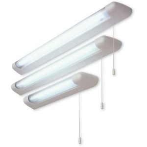 FIRSTLIGHT 13W FLUORESCENT STRIP LIGHT (SWITCHED) WHITE WITH POLYCARBONATE DIFFUSER