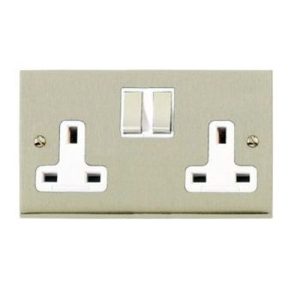 HERITAGE SATIN NICKEL 2G SOCKET (WHITE)