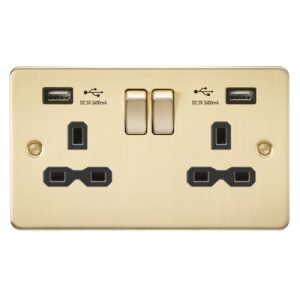 KNIGHTSBRIDGE 13A 2G SWITCHED SOCKET WITH DUAL USB CHARGER A + A (2.4A) - BRUSHED BRASS WITH BLACK INSERT