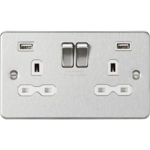 KNIGHTSBRIDGE FLAT PLATE13A 2G SWITCHED SOCKET WITH DUAL USB CHARGER A + A (2.4A) - BRUSHED CHROME WITH WHITE INSERT