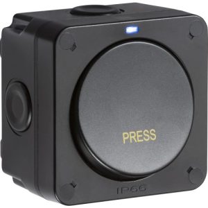 KNIGHTSBRIDGE IP66 20AX 1G 1-WAY RETRACTIVE SWITCH - BLACK