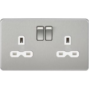 KNIGHTSBRIDGE SCREWLESS 13A 2G DP SWITCHED SOCKET - BRUSHED CHROME WITH WHITE INSERT