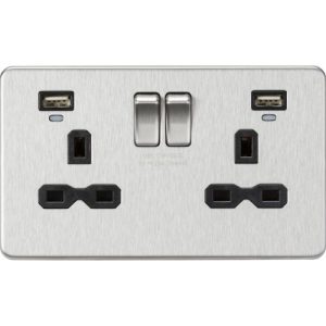 KNIGHTSBRIDGE 13A 2G SWITCHED SOCKET, DUAL USB (2.4A) WITH LED CHARGE INDICATORS - BRUSHED CHROME W/BLACK INSERT