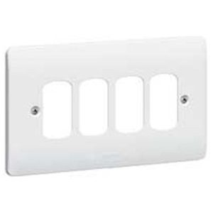 LEGRAND 4G MOULDED GRID PLATE