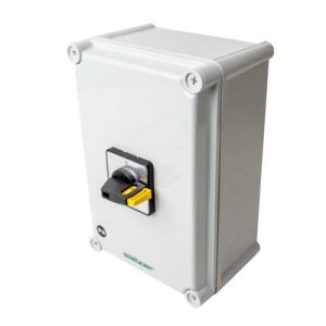 LIVE 63A 3-POLE CHANGEOVER SWITCH IP66