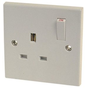 1G 13A SWITCH SOCKET