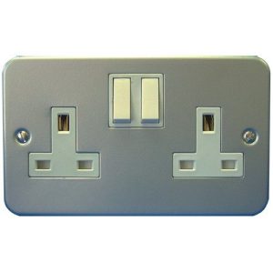 2G 13A METAL CLAD SW SOCKET