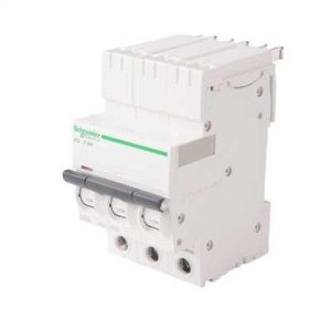 SCHNEIDER 32A T/POLE D-TYPE MCB