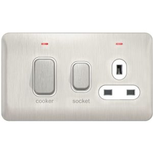 SCHNEIDER LISSE SCREWLESS BRUSHED CHROME 45A CCU + SOCKET WHITE INSERT
