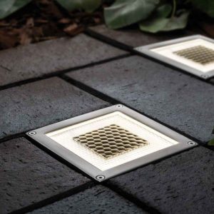 SOLARCENTRE ONYX DUALWHITE SOLAR 1/2 BRICK