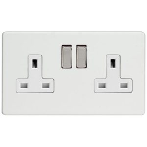 VARILIGHT 2G 13A SWITCHED SOCKET PREMIUM WHITE