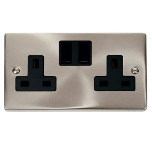 CLICK DECO VICTORIAN SATIN CHROME VP 2-GANG 13A DP SWITCHED SOCKET B