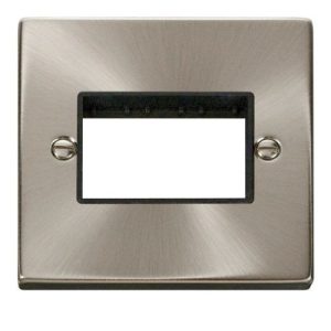 CLICK MINIGRID 1G PLATE TRIPLE SWITCH APERTURE