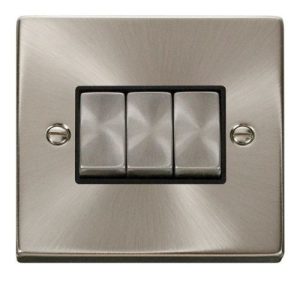 CLICK DECO VICTORIAN SATIN CHROME VP INGOT 10A 3-GANG 2 WAY SWITCH