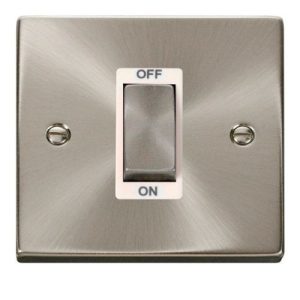 CLICK DECO VICTORIAN SATIN CHROME INGOT 1G 45A DP SWITCH WH