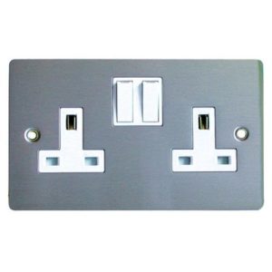 FLAT STAINLESS STEEL 2G SWITCHED SOCKET (WHITE INS)